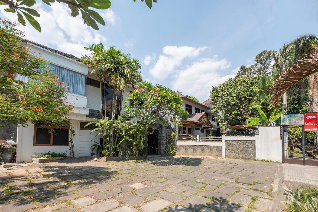 בנדונג Imelda Residence Setrasari Redpartner מראה חיצוני תמונה