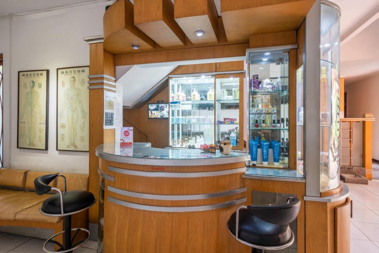 בנדונג Imelda Residence Setrasari Redpartner מראה חיצוני תמונה