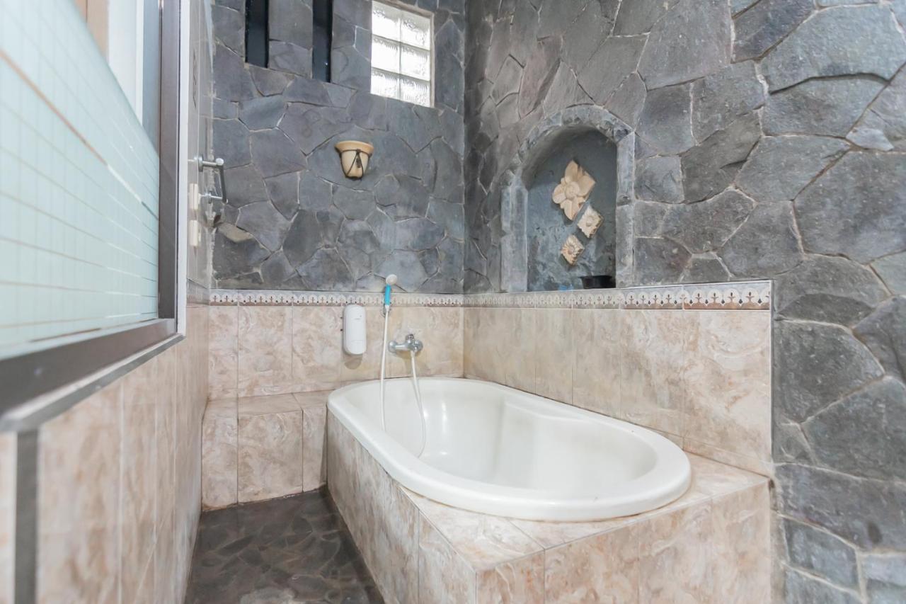 בנדונג Imelda Residence Setrasari Redpartner מראה חיצוני תמונה
