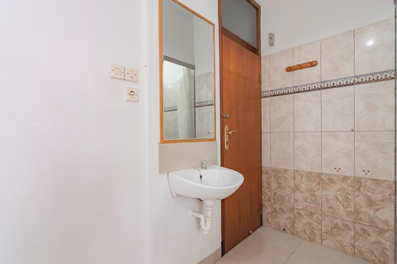 בנדונג Imelda Residence Setrasari Redpartner מראה חיצוני תמונה